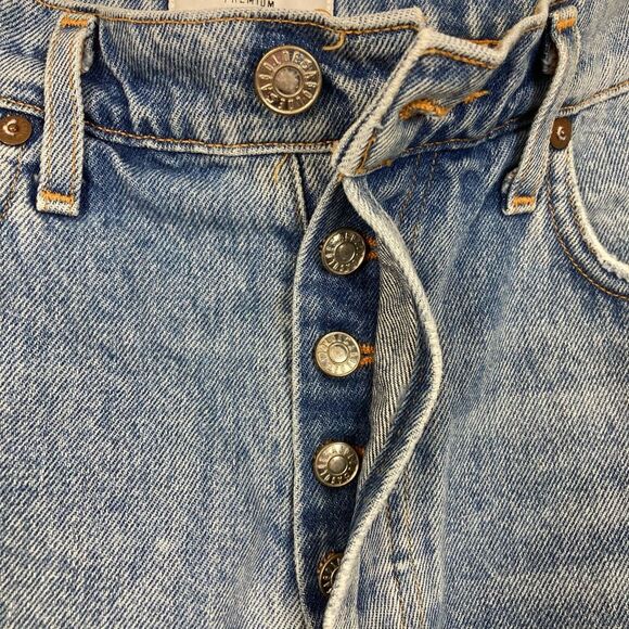 AGOLDE Quinn High-Rise Denim Mini Skirt in Devotee Button Fly Distressed Hem 29 - Picture 3 of 9